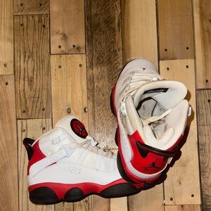 Jordan Womens High-Top Sneakers stained on laces, discoloration in one spot